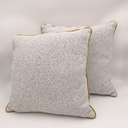 Luvoti texturovaný polštář se zlatou paspulí (sada 2 ks)
