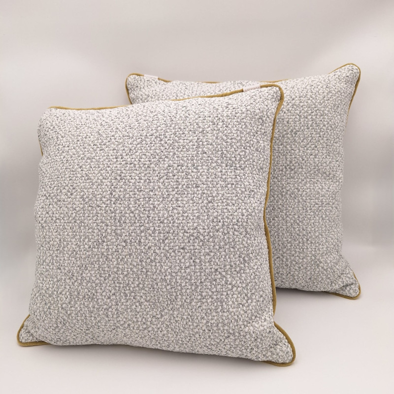 Luvoti texturovaný polštář se zlatou paspulí (sada 2 ks)